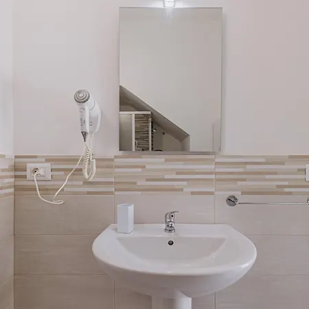 Casa Zefiro Fontane Bianche