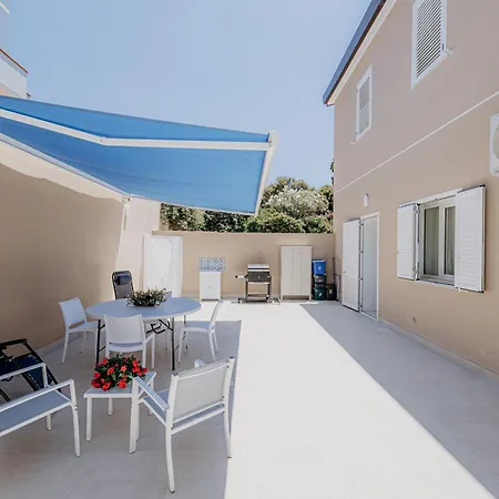 Holiday home Casa Zefiro