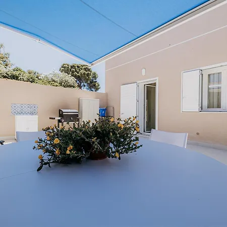 Casa Zefiro Holiday home *